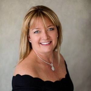 Meet your Posher, Karina